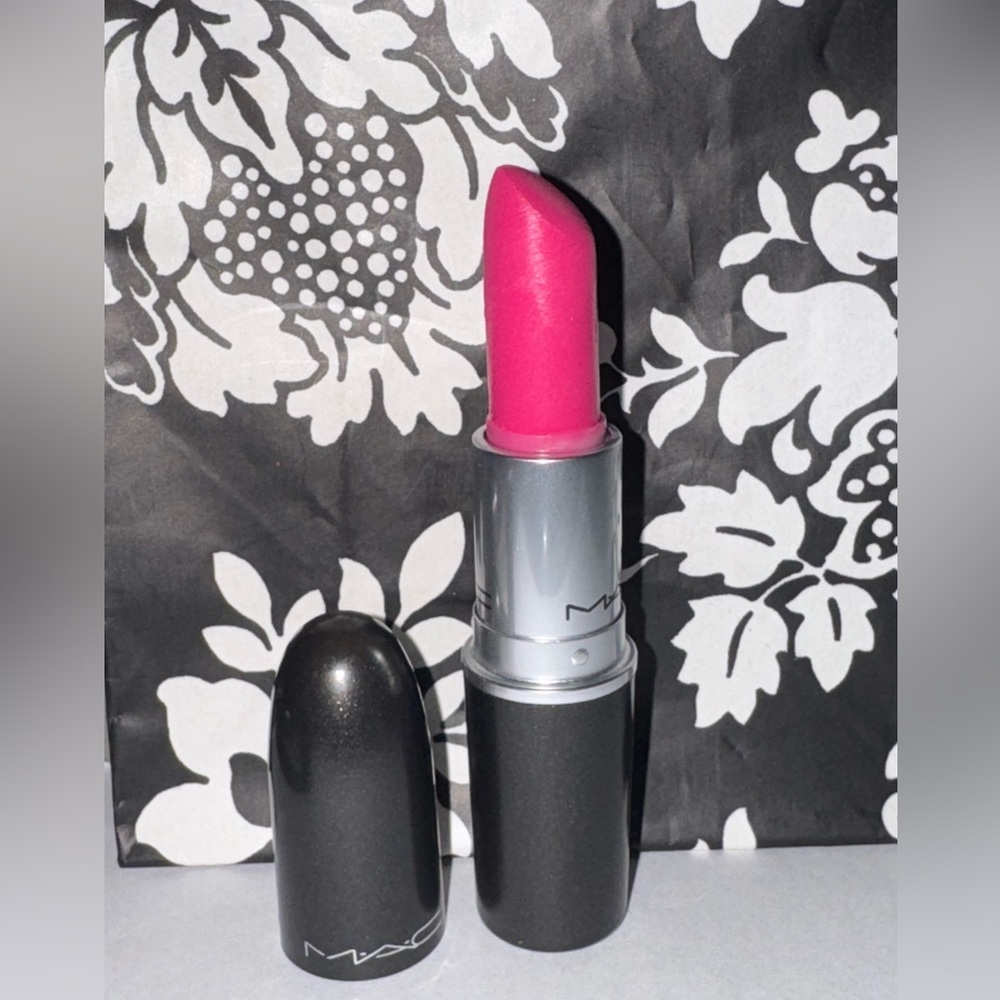 MAC Something New lipstick - Picture 2 of 2